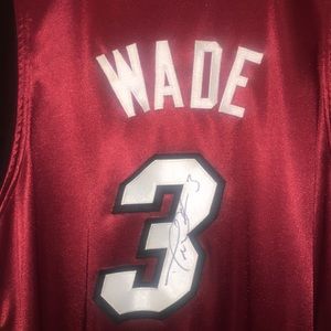 Autographed Dwyane Wade Miami Heat jersey